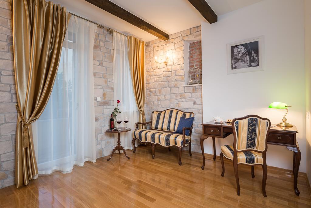 Priska Heritage Rooms (Adults Only) Split Dış mekan fotoğraf